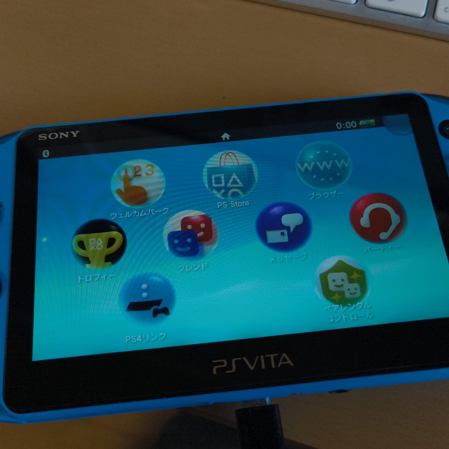 SONY PS Vita PCH-2000 ZA23 Aqua Blue Console 1GB, w/Manual, Box, Working, Japan