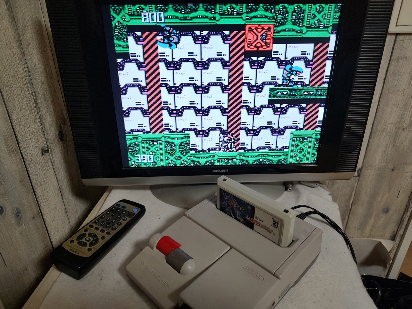 Juuryoku Soukou Metal Storm Nintendo FAMICOM(NES) Cartridge and Manual set-f1018