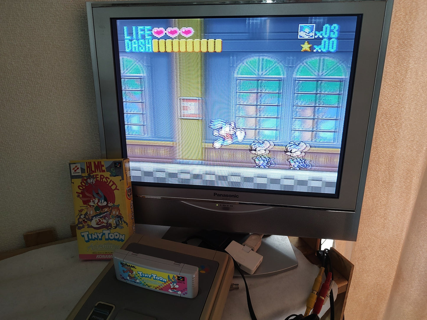 Tiny Toon Adventure Nintendo Super Famicom Game Cart w/Manual, Box set-g0807-