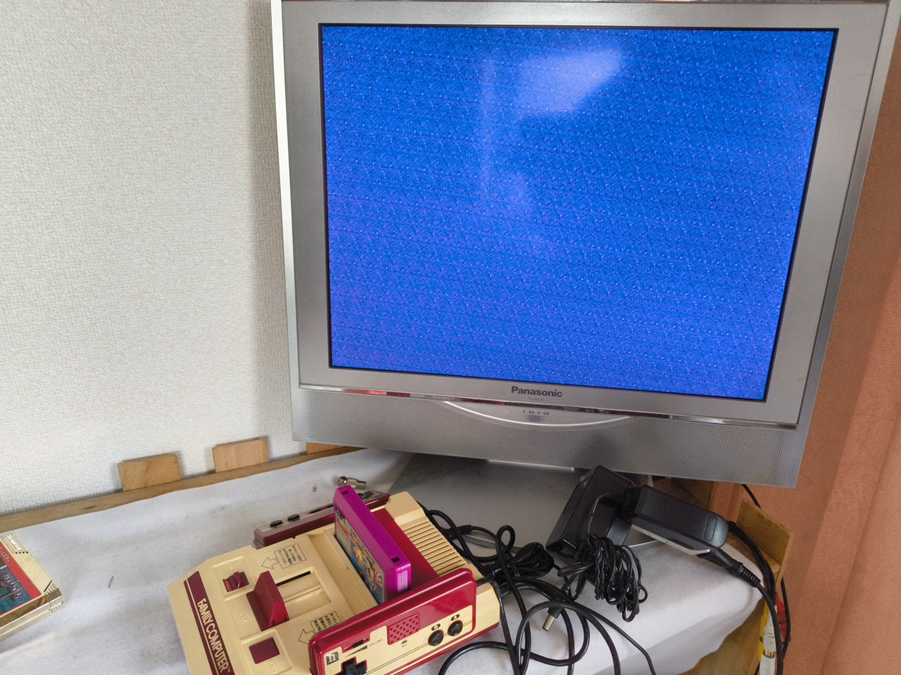 Defective/Not working Nintendo Famicom NES HVC-001 Console,PSU, Boxed set-h0425-