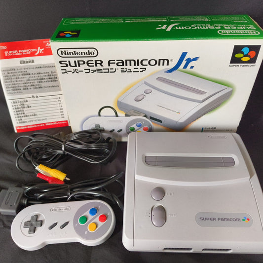 Nintendo Super Famicom Jr. (SNES) Console, Pad, AV cable, W/Boxed /Working-h0710