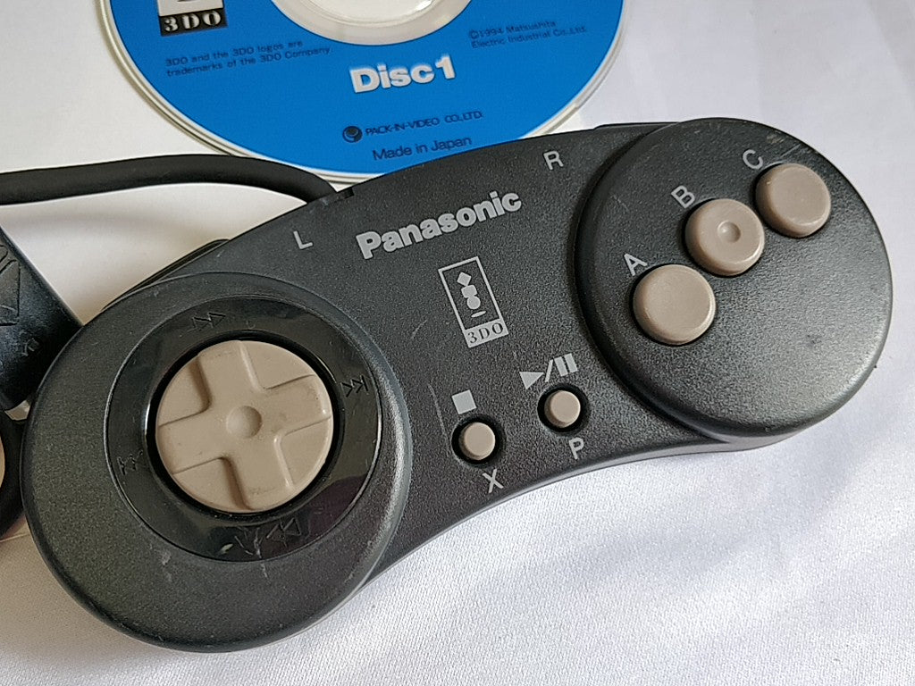 PANASONIC 3.D.O. 3DO Real FZ-10, Controller, Power cable, game set, tested-e1003