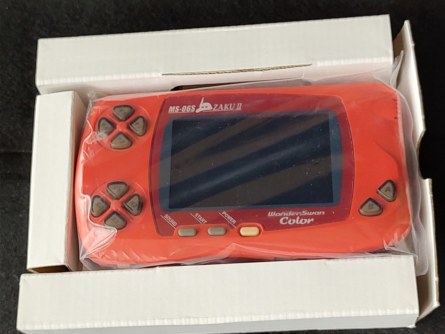 WONDERSWAN Color Console GUNDAM CHAR's ZAKU II Red Ver. w/manual, box set-e0519-