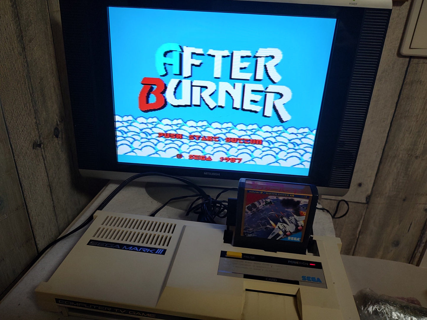 SEGA MARK 3 III CONSOLE (Sega Master System) ,Pads set. Working -f0822-