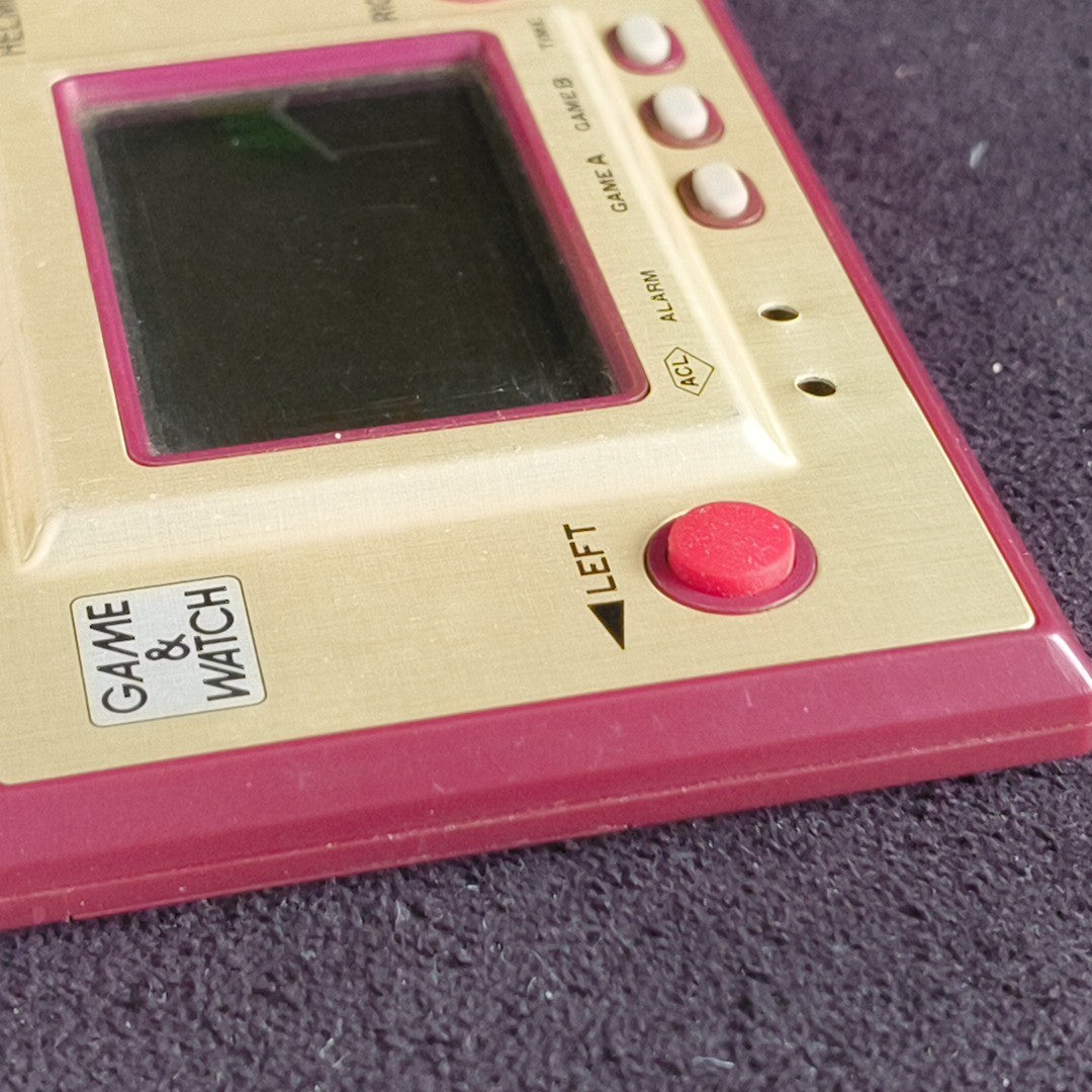 Nintendo Game & Watch HELMET CN-07 Wide Screen FP-24 Handheld Tested Screen Burn