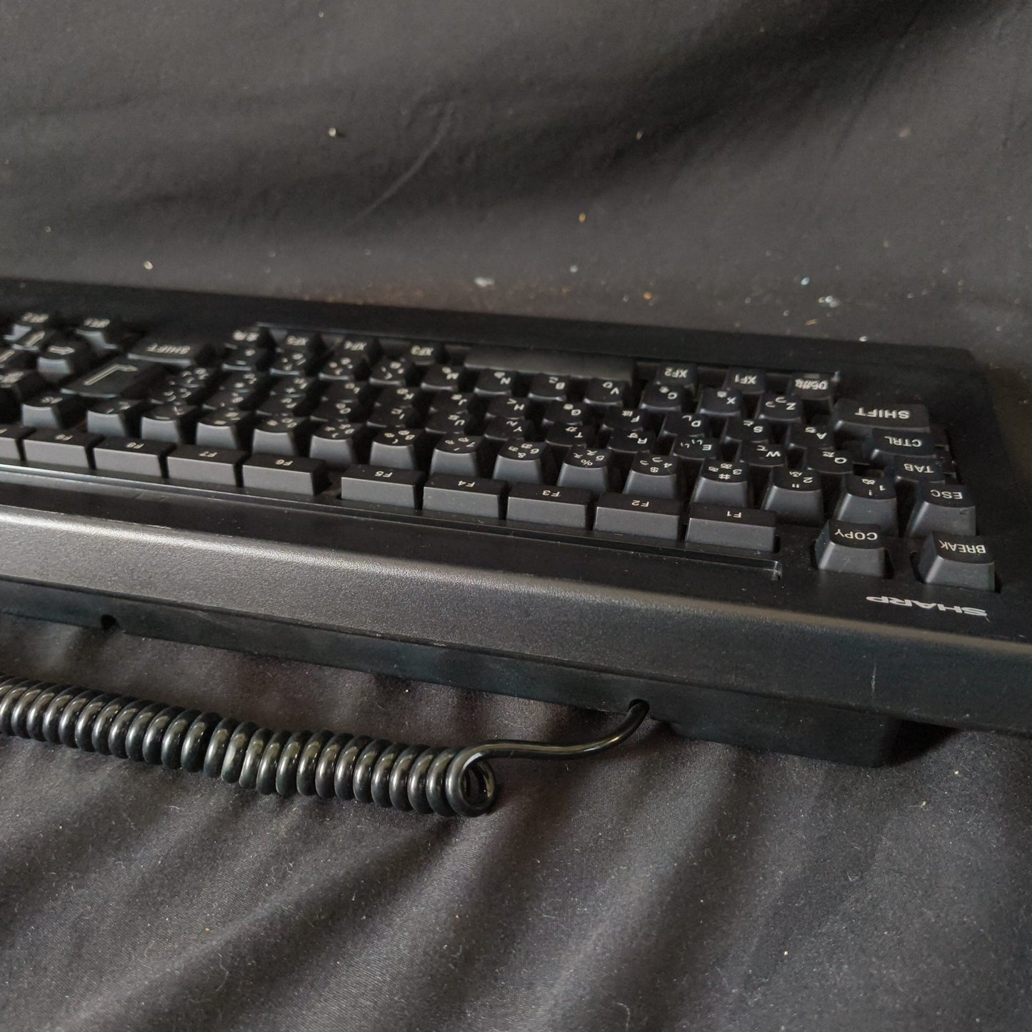Sharp X68000 Original JIS KEYBOARD DSETK0024CE00 CSA-71284, working, Japan