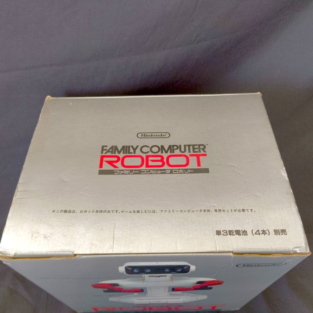 Nintendo Famicom Robot R.O.B. HVC-012 with Manual Box Start Pose Confirmed Japan