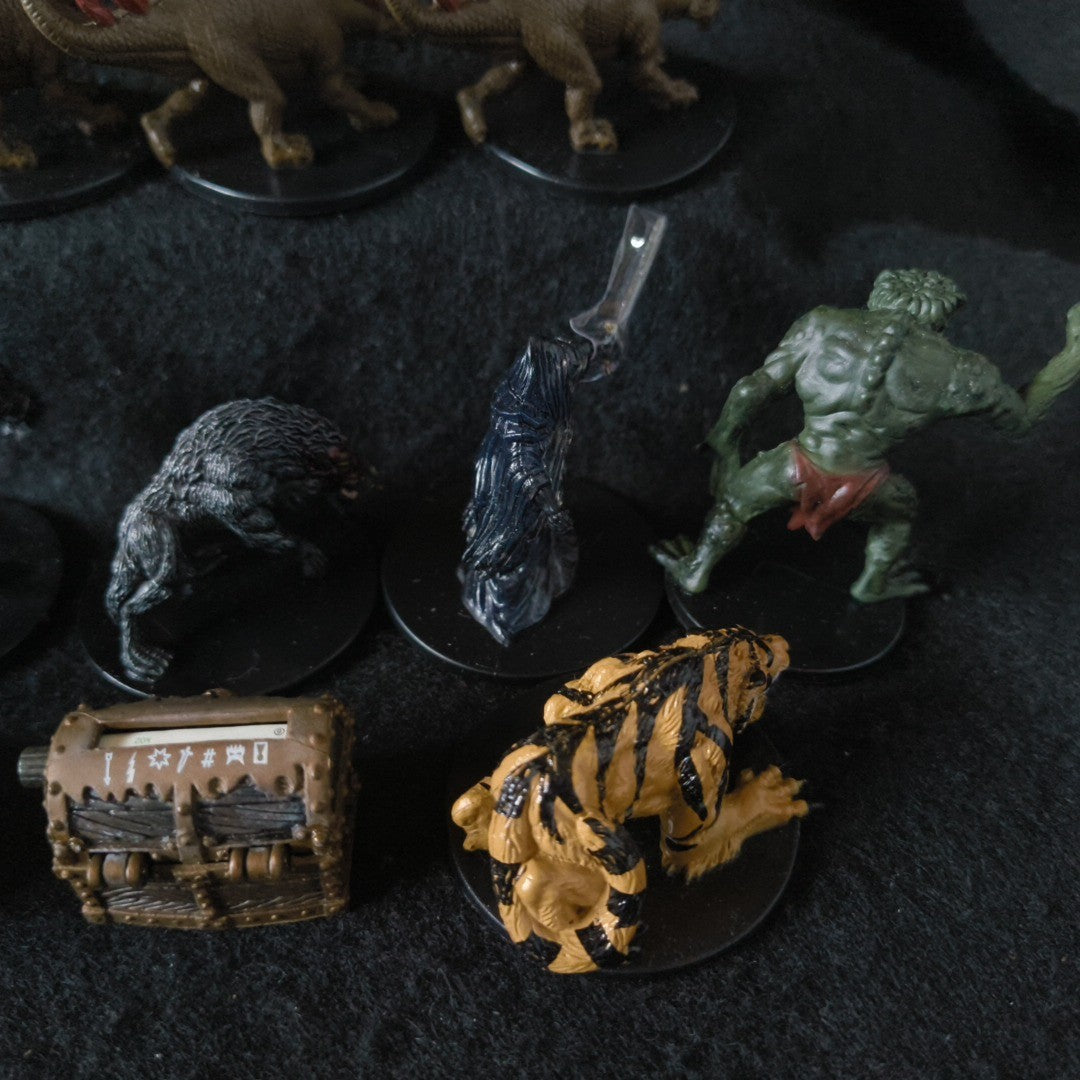 D&D Dungeons & Dragons Dreamblade Miniature Figures Lot WizKids Wizards TTRPG