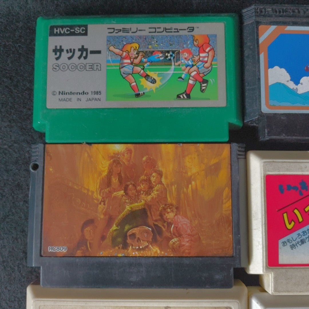 Wholesale lots of 14 Nintendo Famicom FC NES Game Cartridges set, Japan, AS-IS
