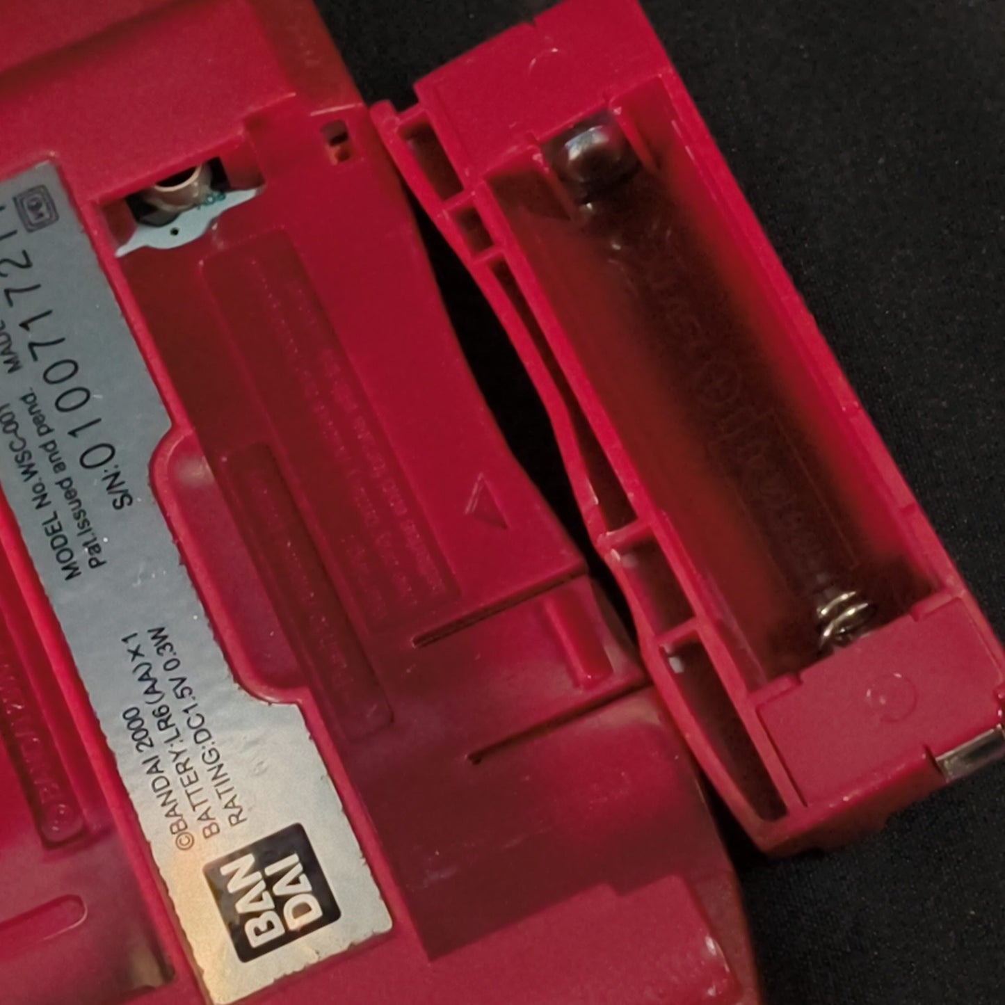 Defective, WONDERSWAN Color Console GUNDAM CHAR's ZAKU II Red Ver., Working.