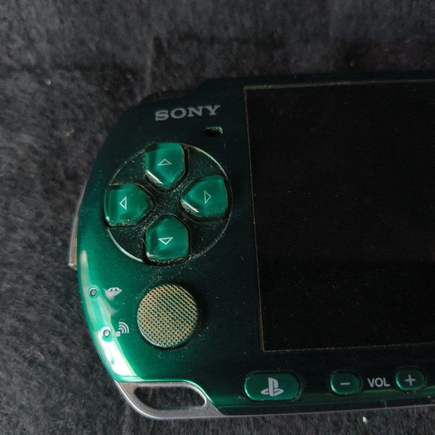 Sony PSP 3000 Spirited Green Console Boxed Set Memory Stick 4GB Yellowing Screen