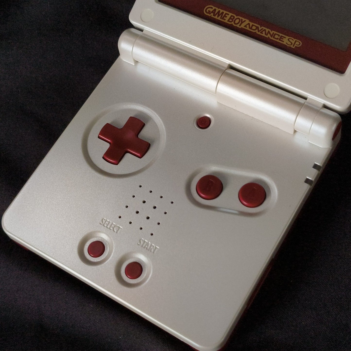 Nintendo GAMEBOY ADVANCE SP Console Famicom color edition w/manual, box, Working