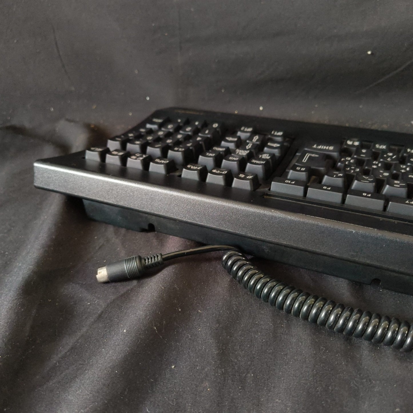 Sharp X68000 Original JIS KEYBOARD DSETK0024CE00 CSA-71284, working, Japan