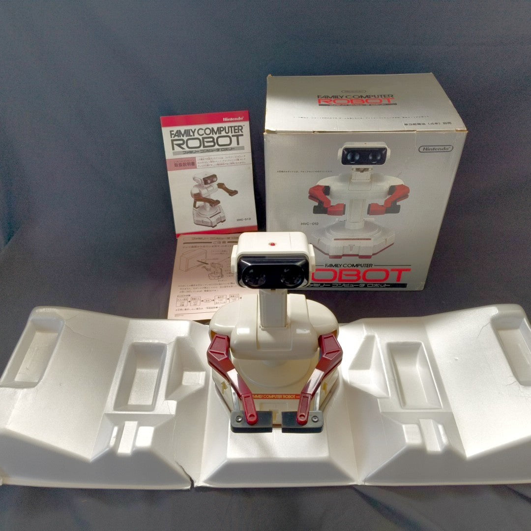 Nintendo Famicom Robot R.O.B. HVC-012 with Manual Box Start Pose Confirmed Japan