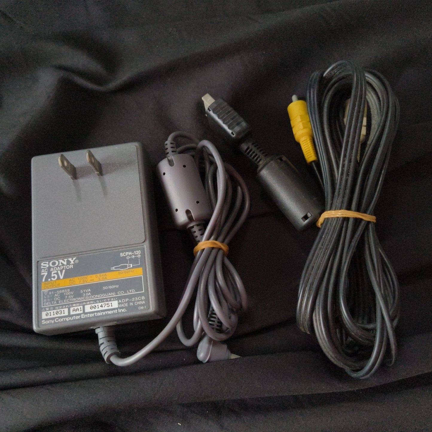 Sony PlayStation PS one Console, LCD monitor, PSU, Controller, Box set, NTSC-J