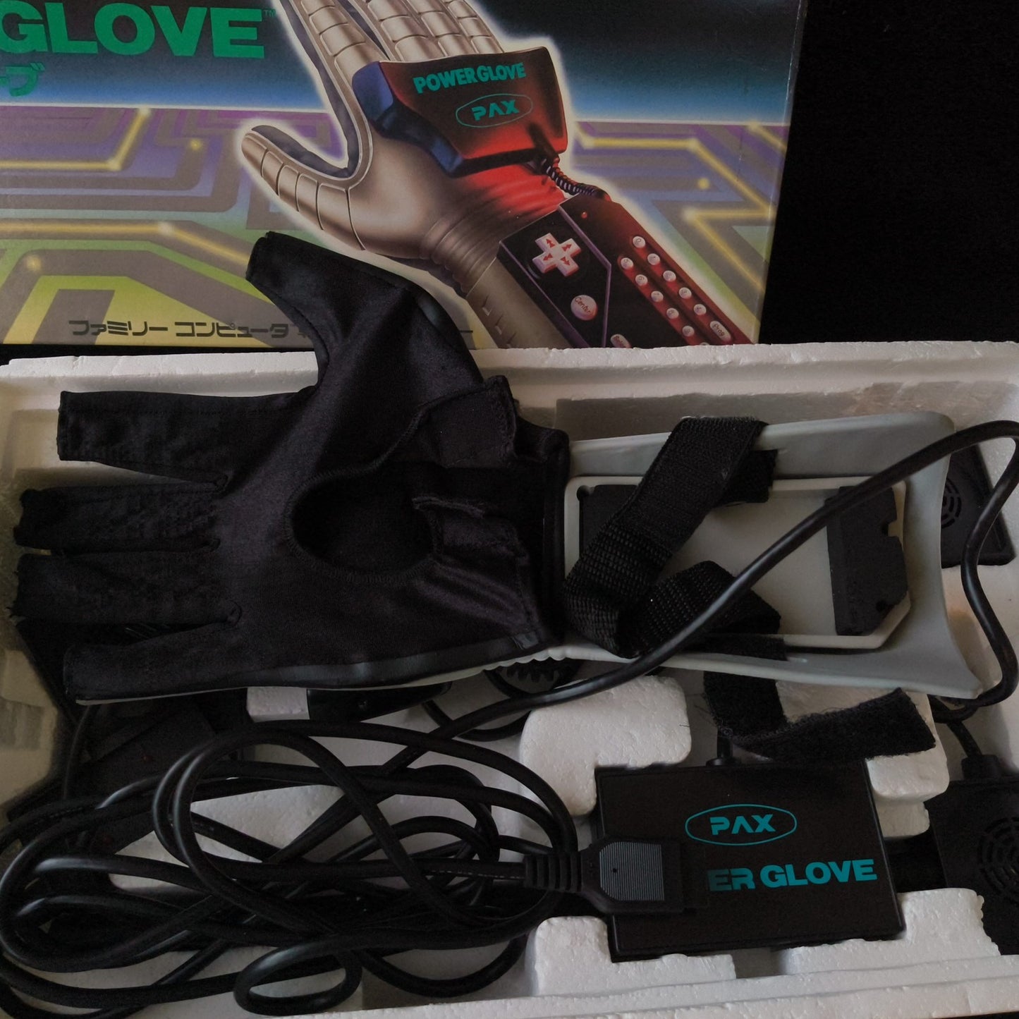 Pax Power Glove Motion Controller Japan Nintendo Famicom(NES) Nintendo, Japan