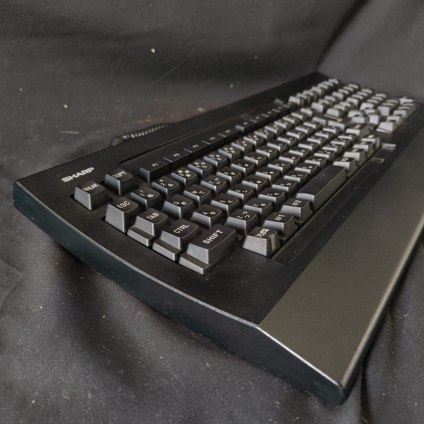 Sharp X68000 Original JIS KEYBOARD DSETK0024CE00 CSA-71284, working, Japan