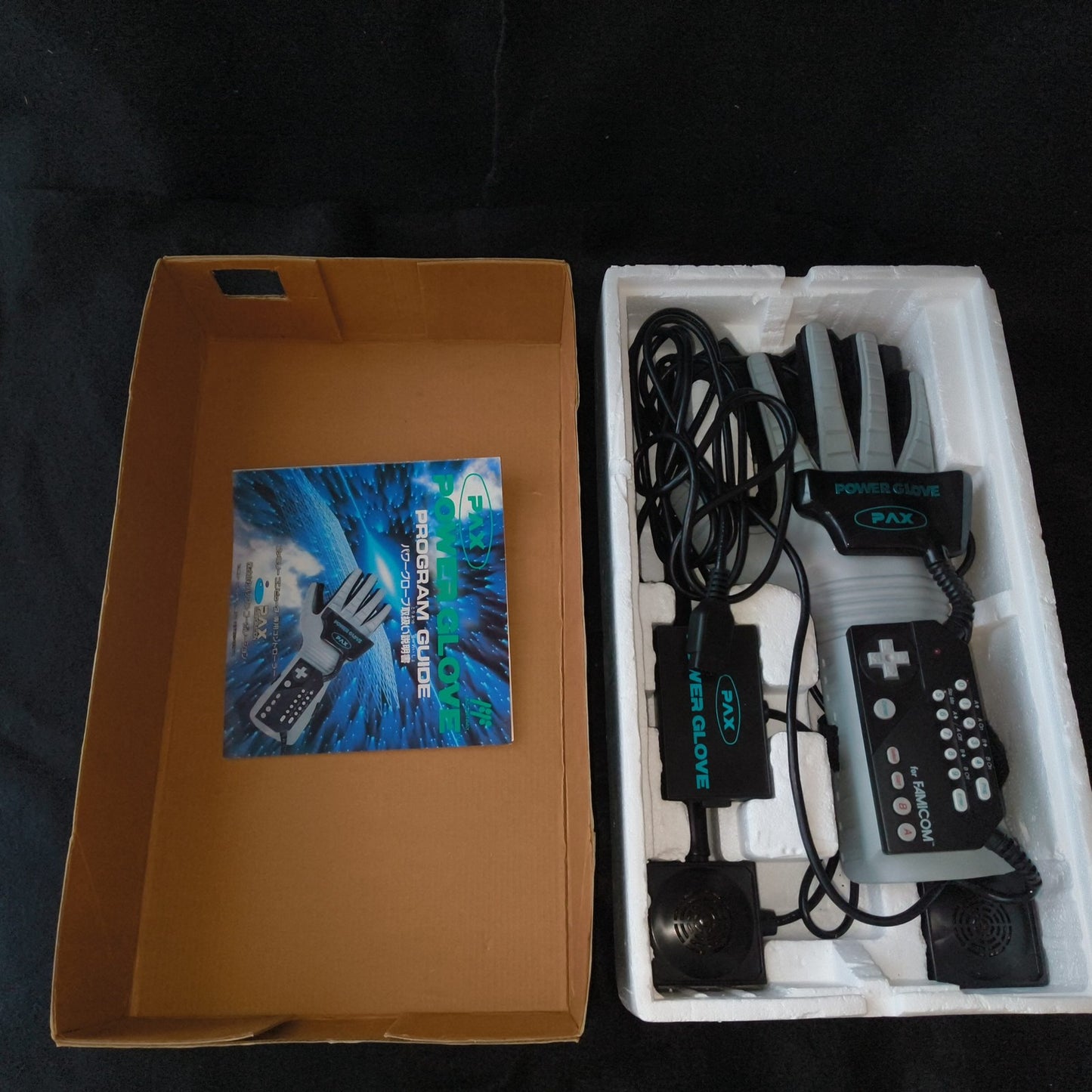 Pax Power Glove Motion Controller Japan Nintendo Famicom(NES) Nintendo, Japan