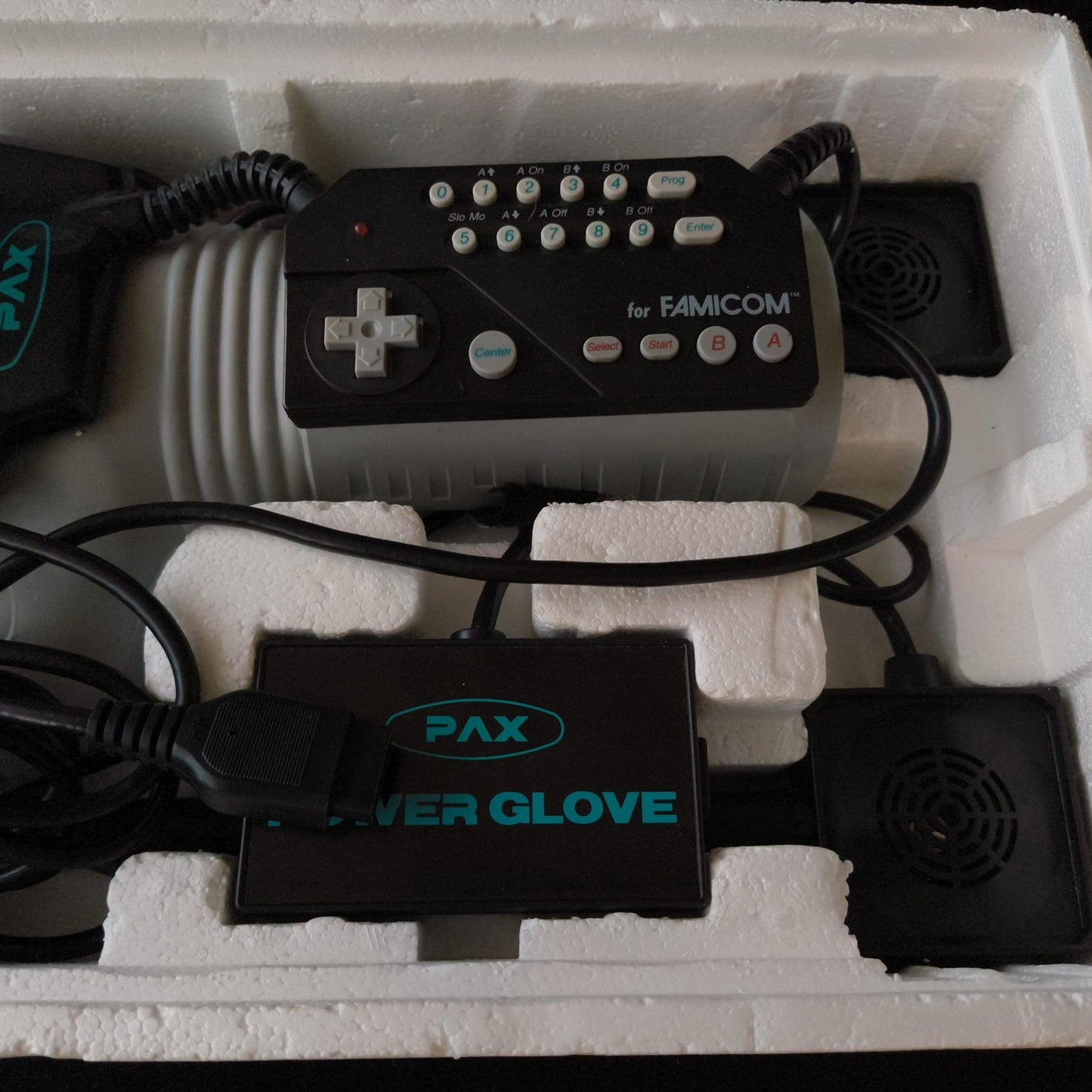 Pax Power Glove Motion Controller Japan Nintendo Famicom(NES) Nintendo, Japan