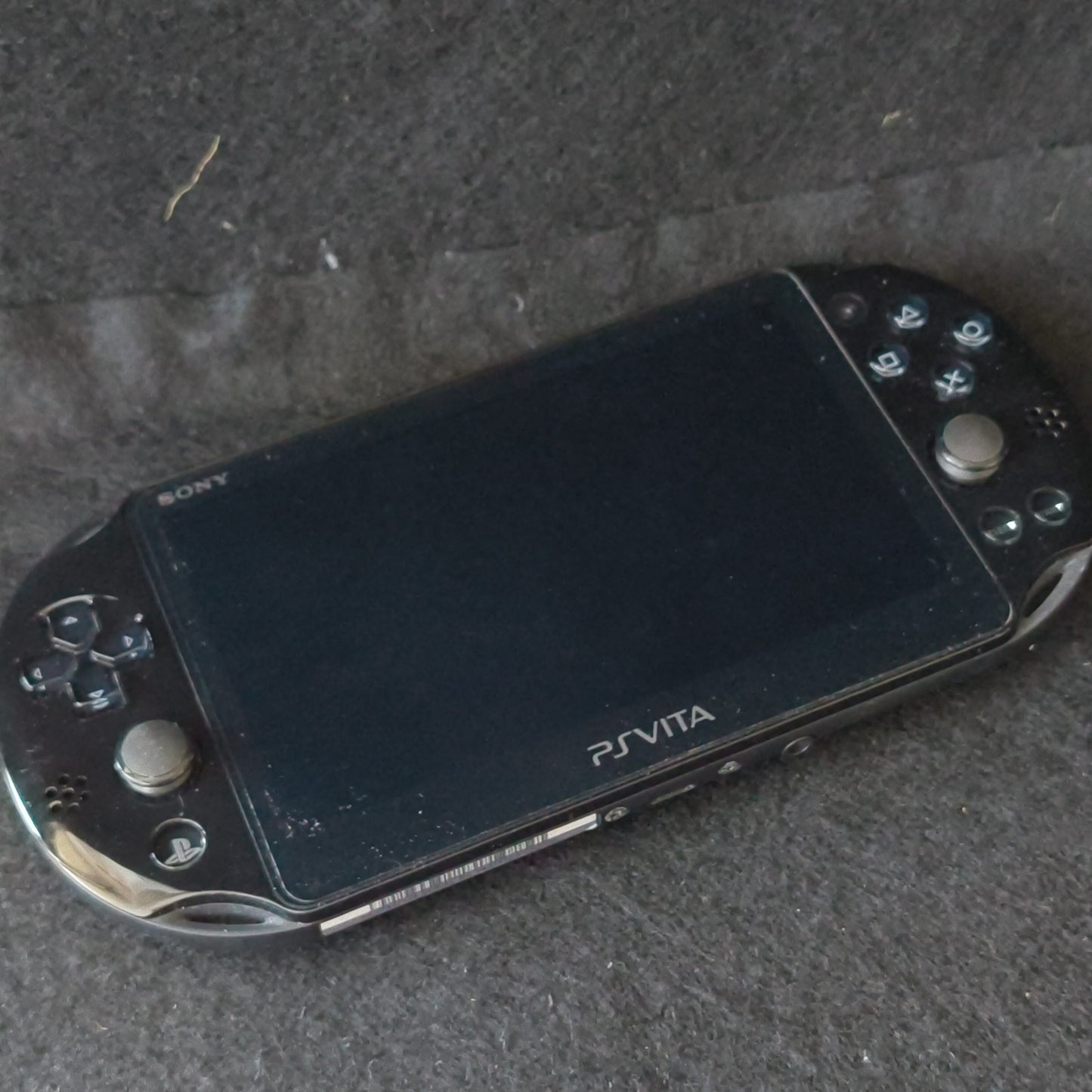 SONY PS Vita PCH-2000 ZA11 Black Console w/Game, Working, No charger, Japan