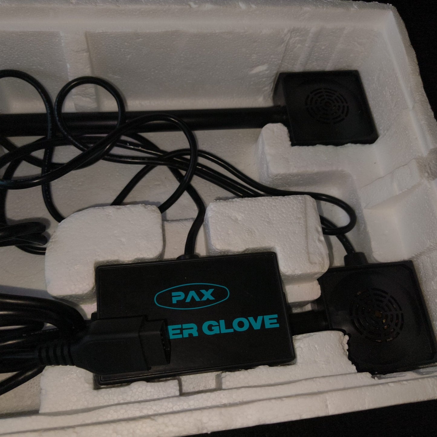Pax Power Glove Motion Controller Japan Nintendo Famicom(NES) Nintendo, Japan