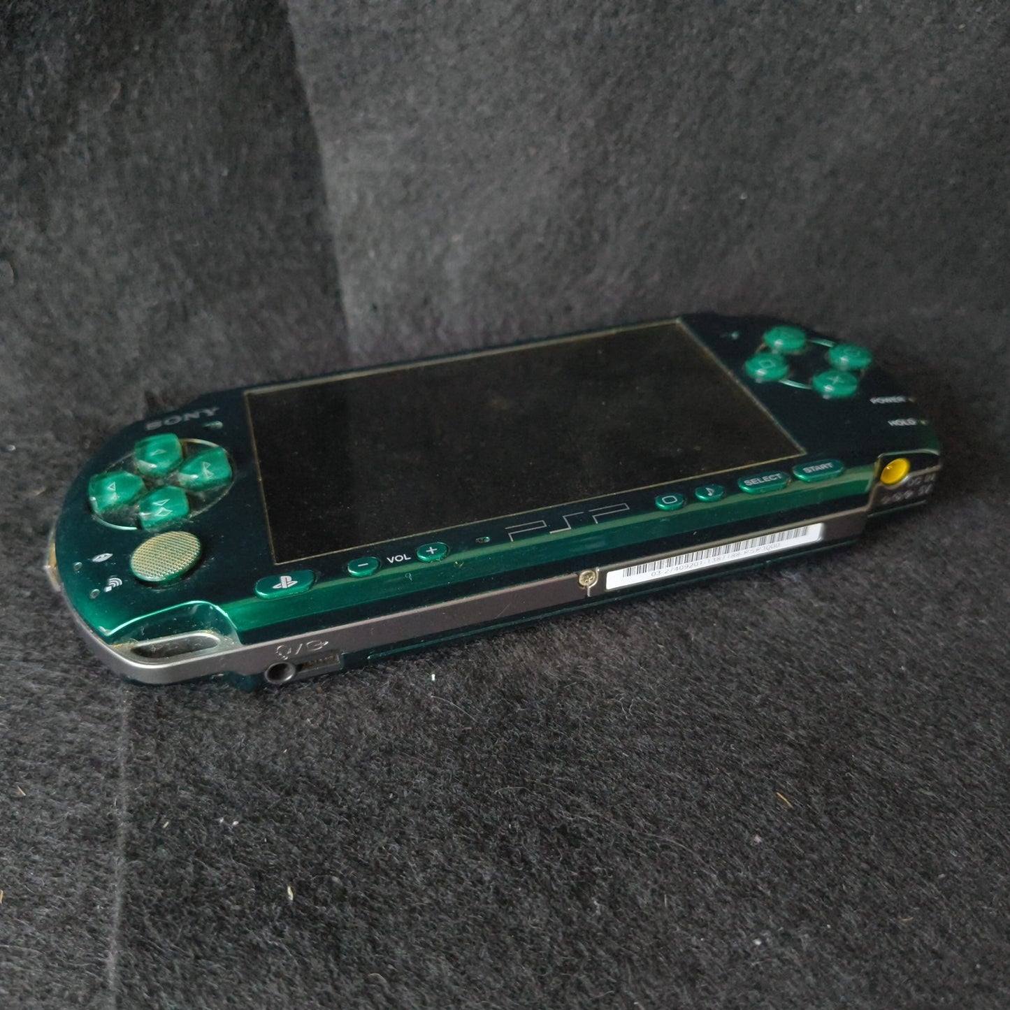 Sony PSP 3000 Spirited Green Console Boxed Set Memory Stick 4GB Yellowing Screen