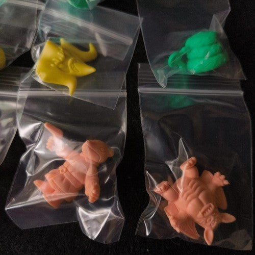 Legend of Zelda keshi rubber eraser collection and minibook set. Nintendo, Japan