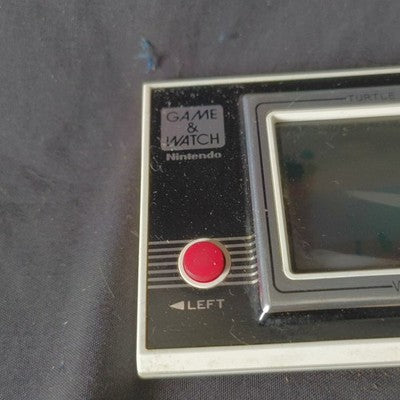 Nintendo Game and Watch Turtle Bridge TL-28 Boxed Complete Screen Wear Japan