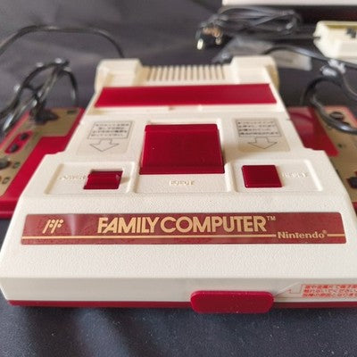 Famicom HVC-001 Console Nintendo Boxed 2 Controllers AC Adapter Working Japan