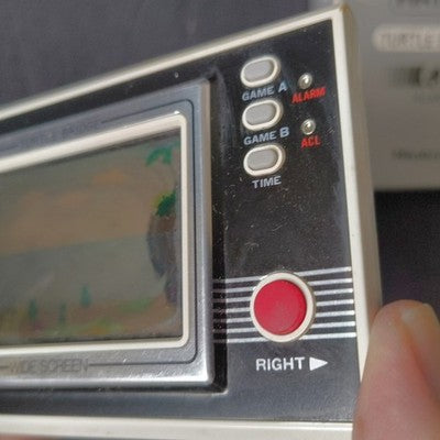 Nintendo Game and Watch Turtle Bridge TL-28 Boxed Complete Screen Wear Japan