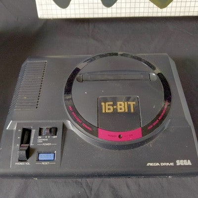 Sega Mega Drive Console System with Controller and AC Adapter Working Japan