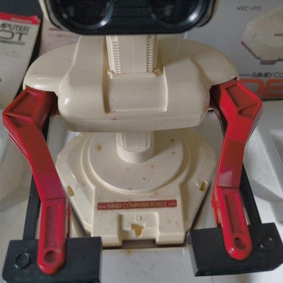 Nintendo Famicom Robot R.O.B. Robotic Operating Buddy with Manual Box Japan