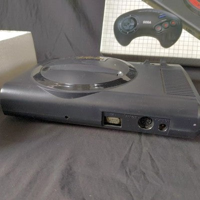 Sega Mega Drive Console System with Controller and AC Adapter Working Japan