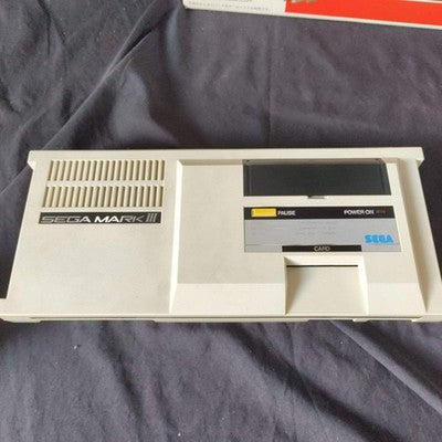 SEGA MARK 3 III CONSOLE (Sega Master System) ,w/ Pads, PSU, Manual, Box/ Japan