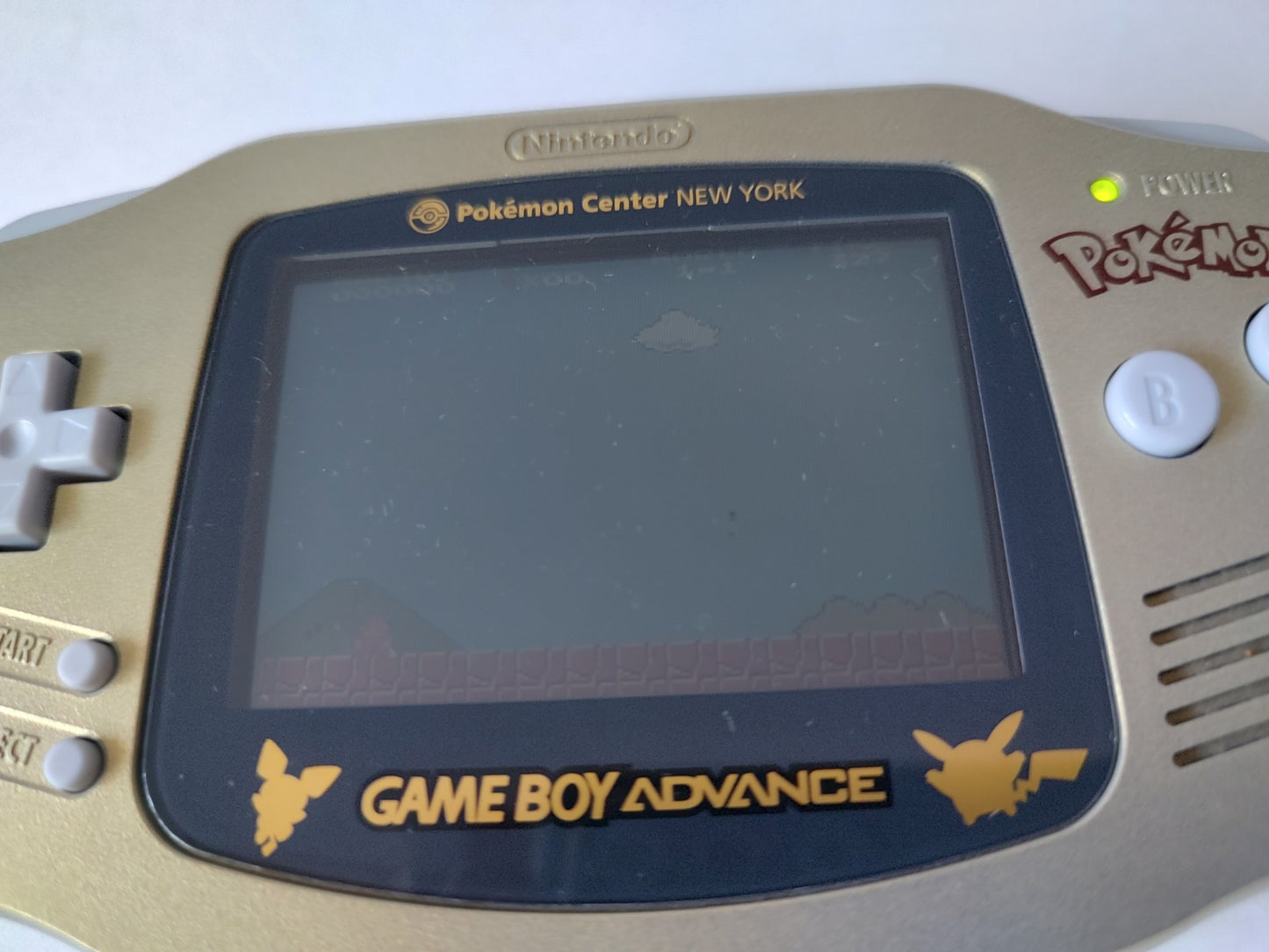Pokemon Center NEW YORK Limited PIKACHU Gold GAMEBOY ADVANCE CONSOLE GBA f0812-