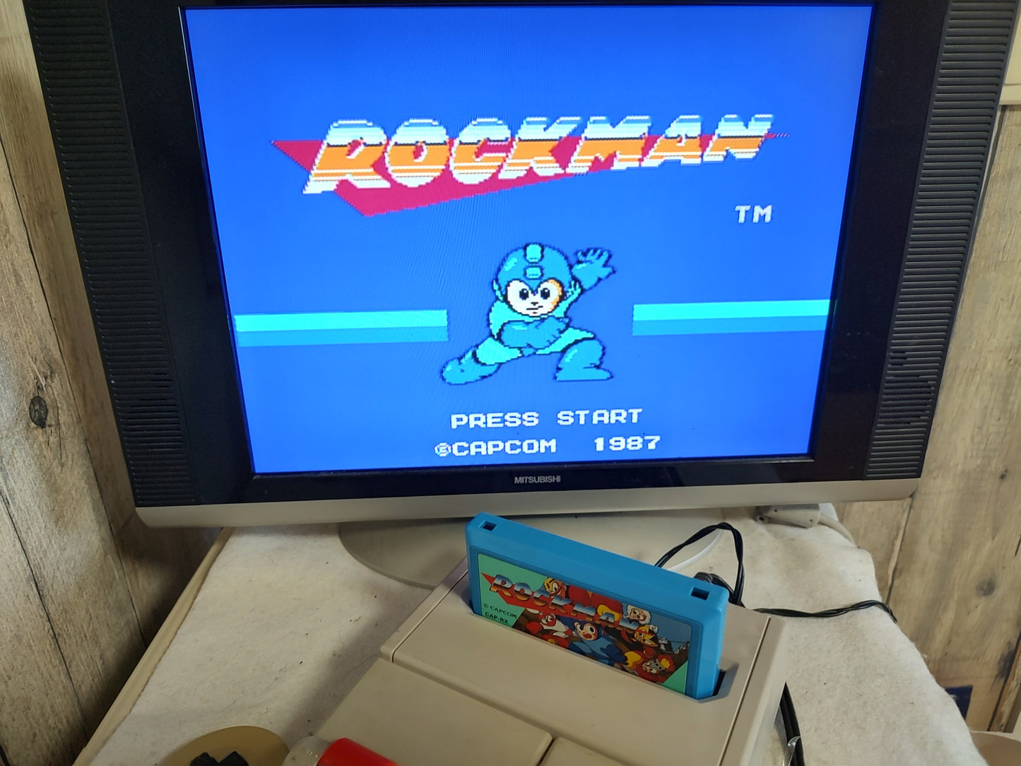 Rockman 1 MEGAMAN Famicom FC NES Cartridge only, working-g0606-