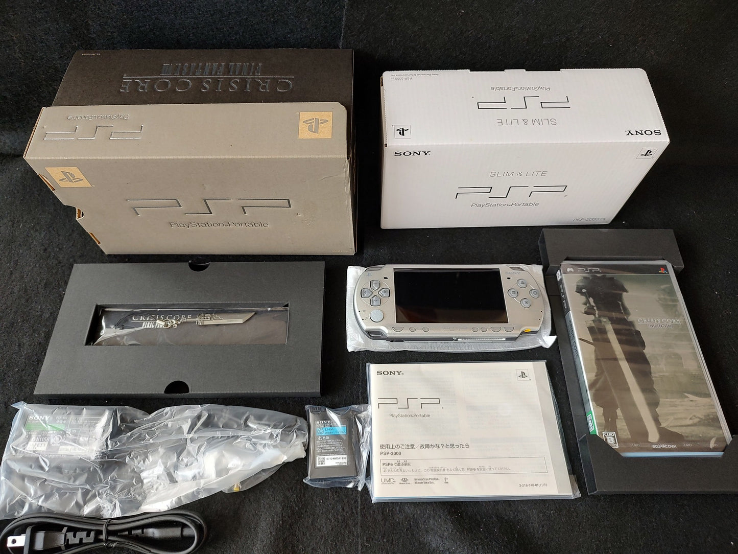 SONY PSP-2000 Crisis Core Final Fantasy VII 10th Anniversary Edition w/Box-g0321