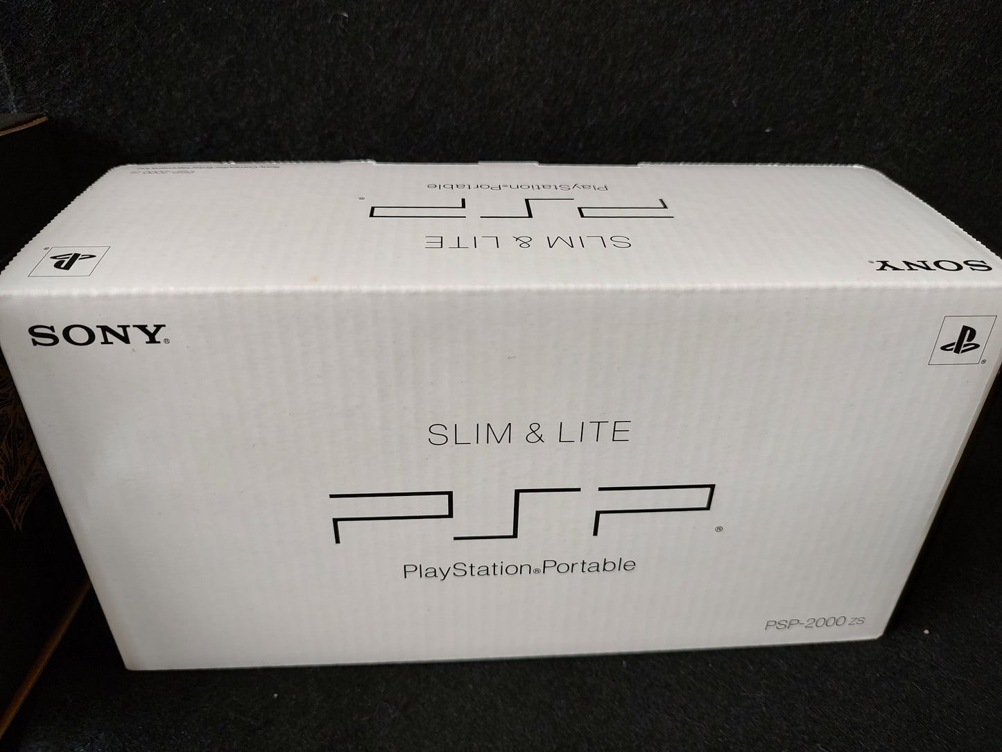 SONY PSP-2000 Crisis Core Final Fantasy VII 10th Anniversary Edition w/Box-g0321