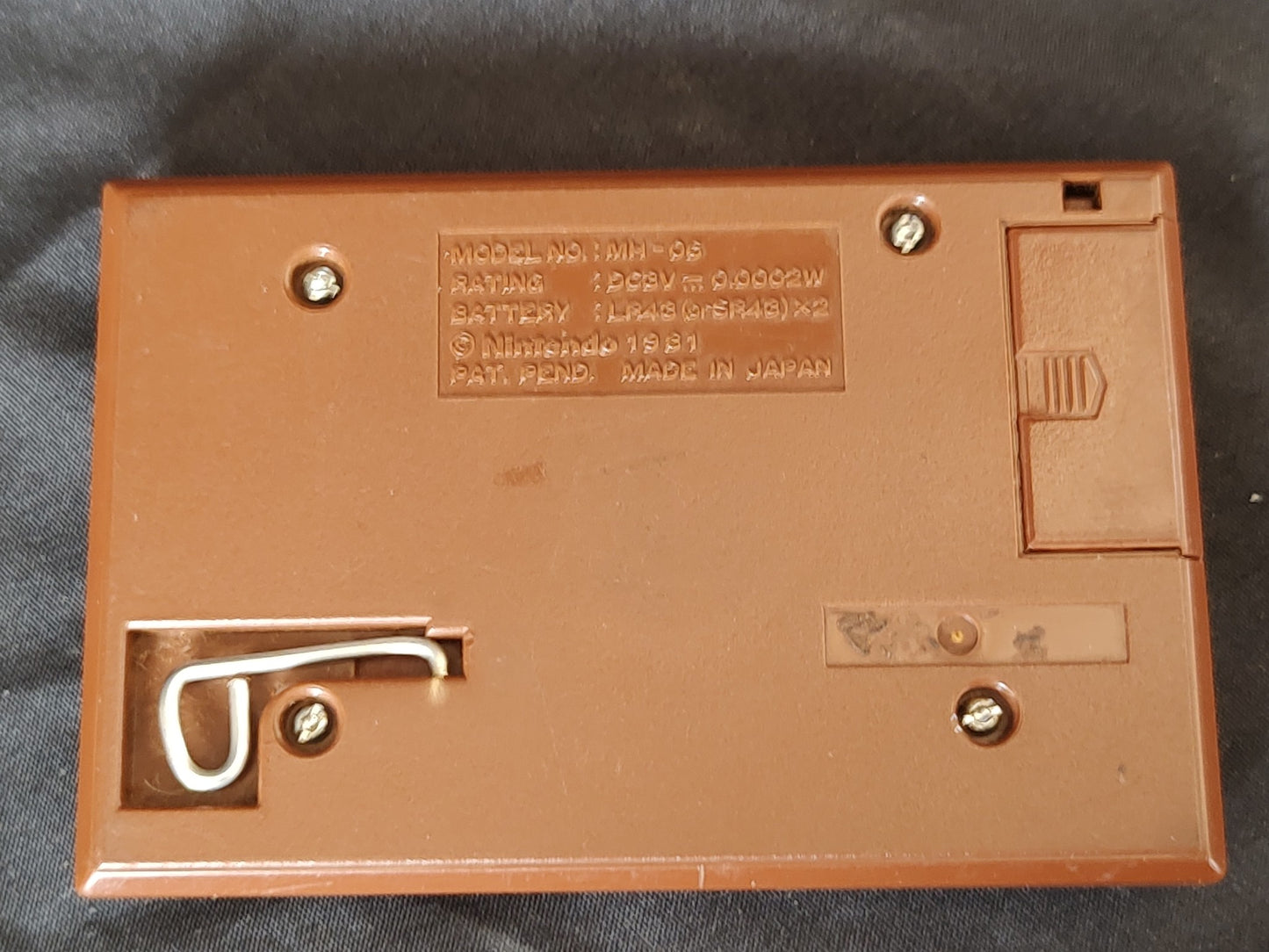 Defective Nintendo Game & Watch Pinball PB-59 and Manhole MH-06 set-g0328-