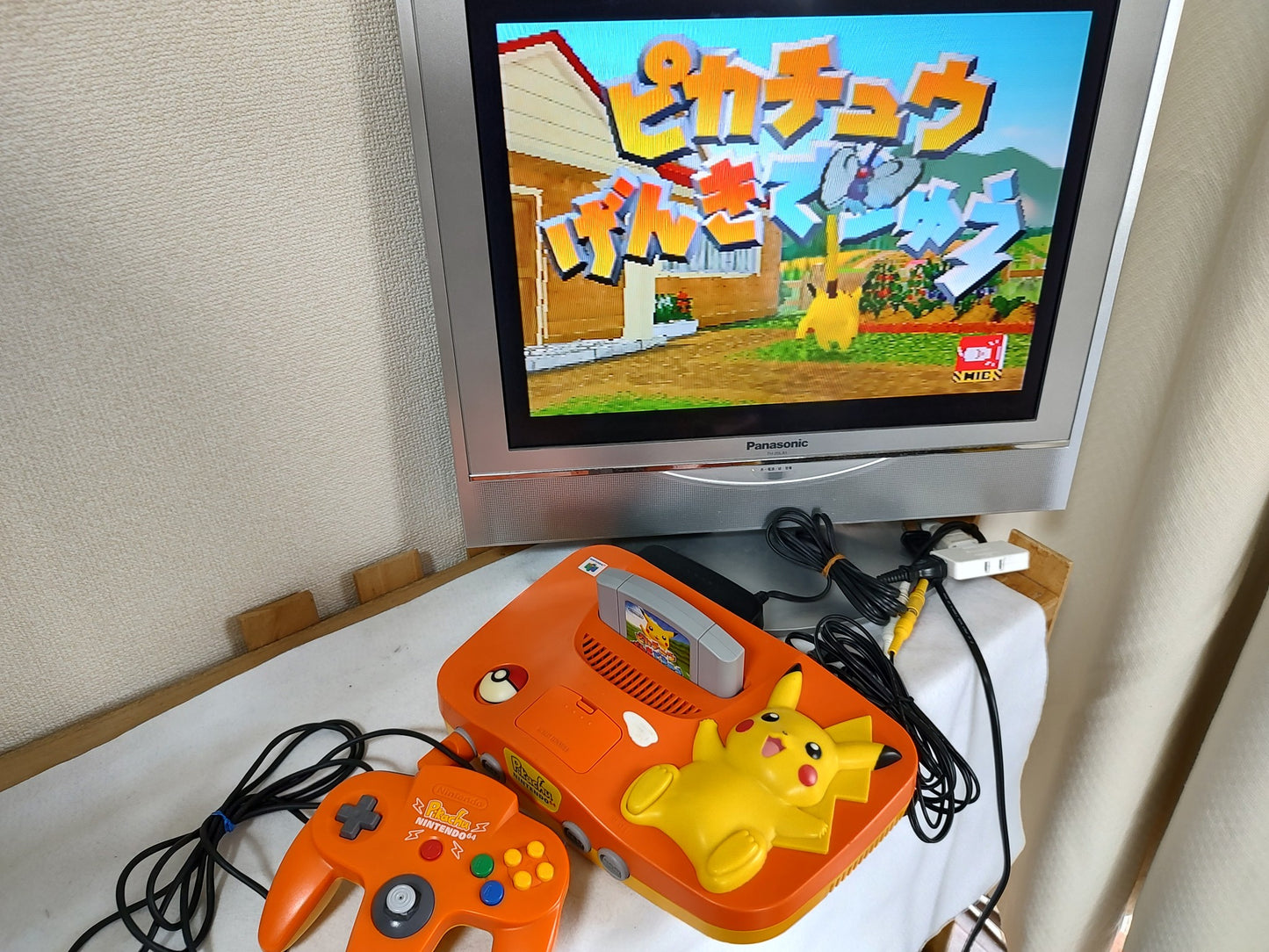 Nintendo64 Pokemon Pikachu limited Orange Color Console,Pad,PSU set tested-g0408