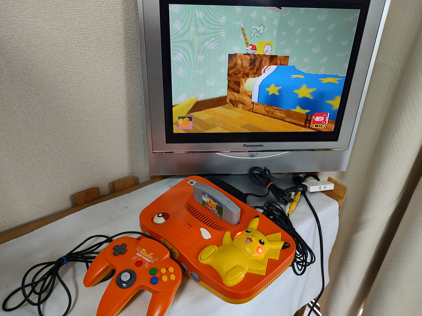 Nintendo64 Pokemon Pikachu limited Orange Color Console,Pad,PSU set tested-g0408