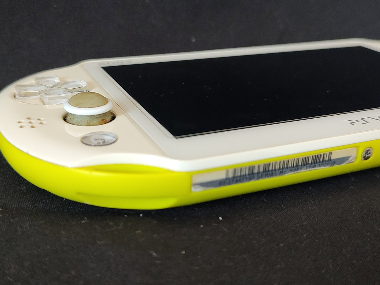 SONY PS Vita PCH-2000 Lime Green / White Console with 2 Games, No charger-g0614-