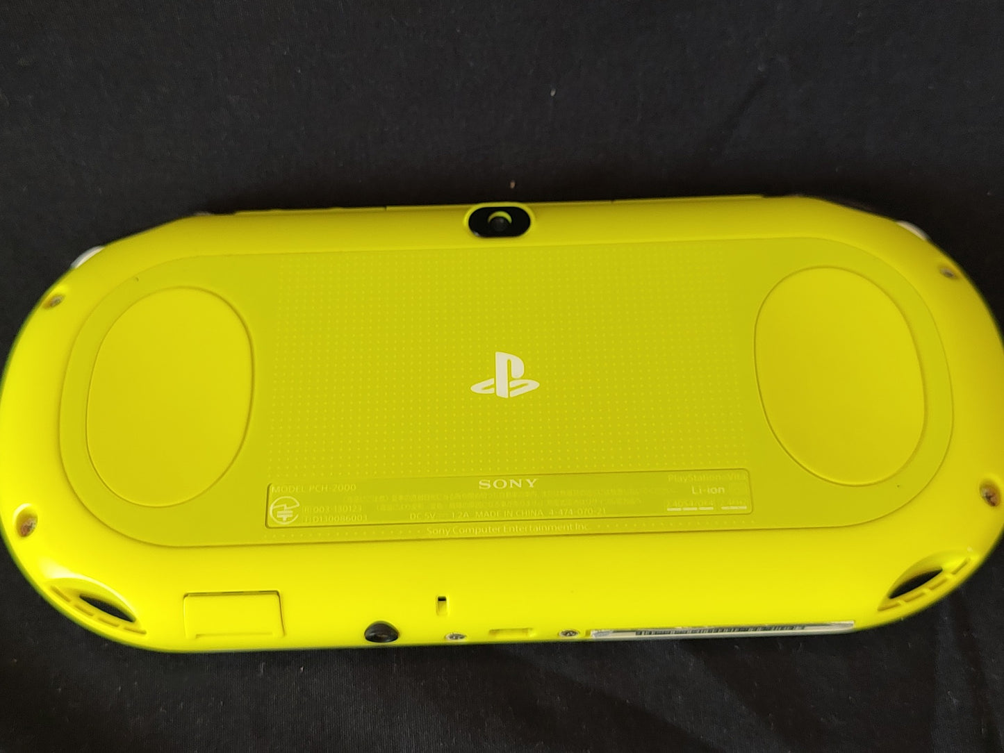 SONY PS Vita PCH-2000 Lime Green / White Console with 2 Games, No charger-g0614-