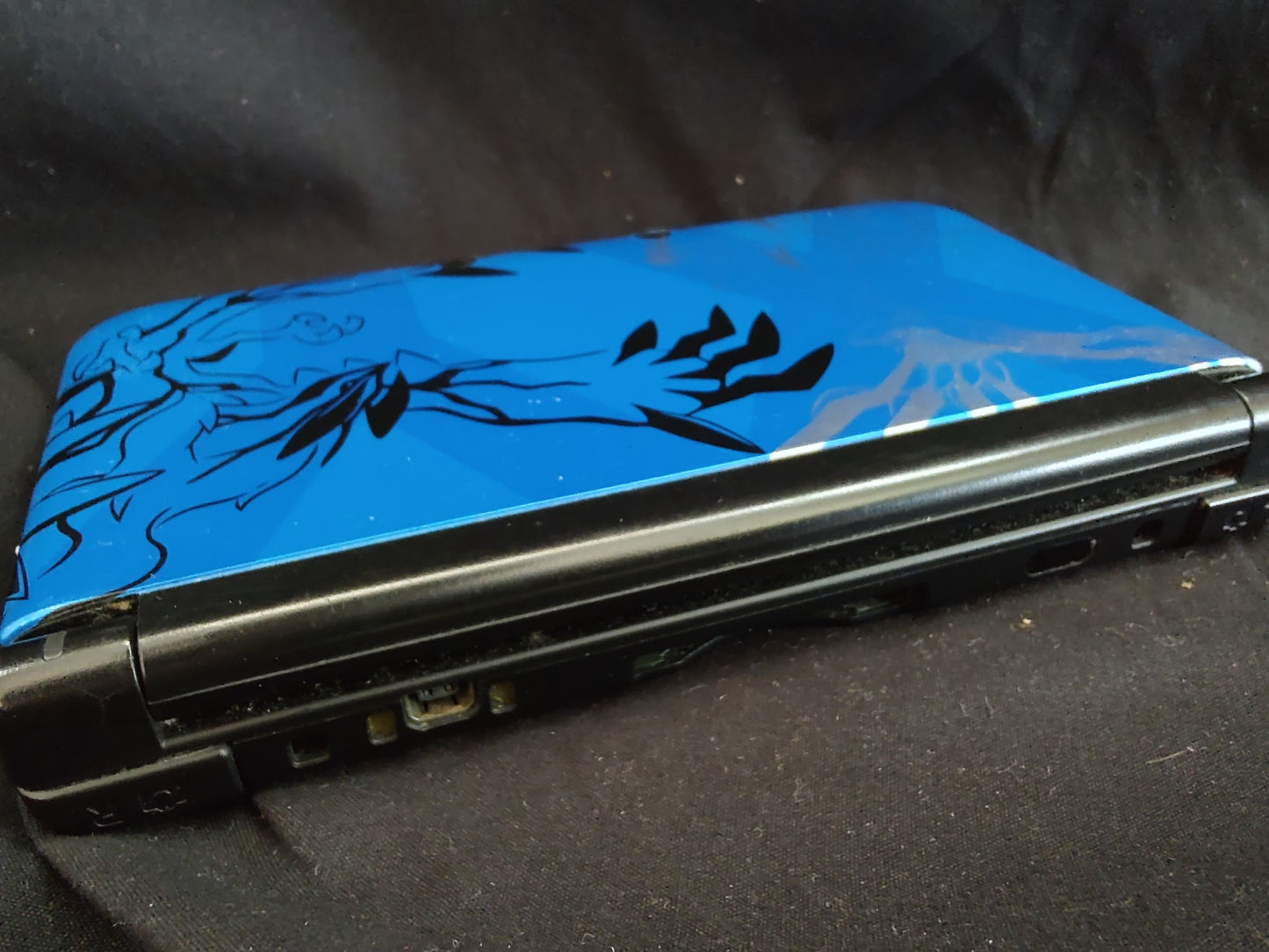 Defective Nintendo 3DS LL Pokemon X & Y Edition Xerneas Yveltal Blue Console