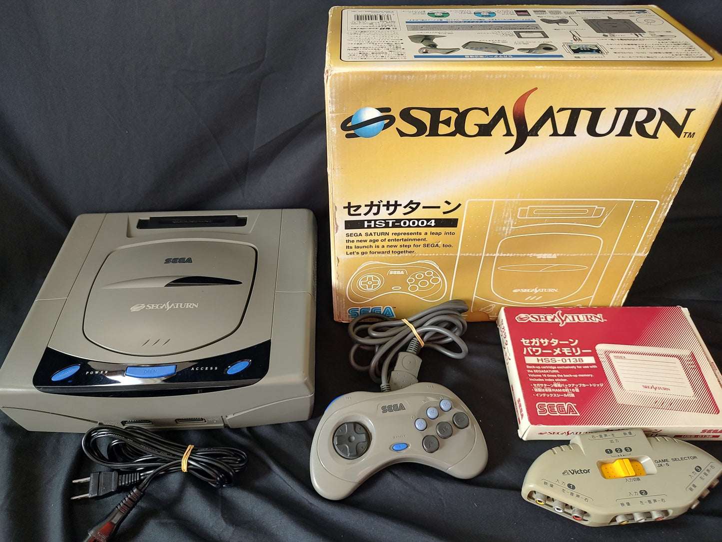 SEGA Saturn Gray color Console HST-0004,Pad,Power Cable Boxed set, Working-g0625