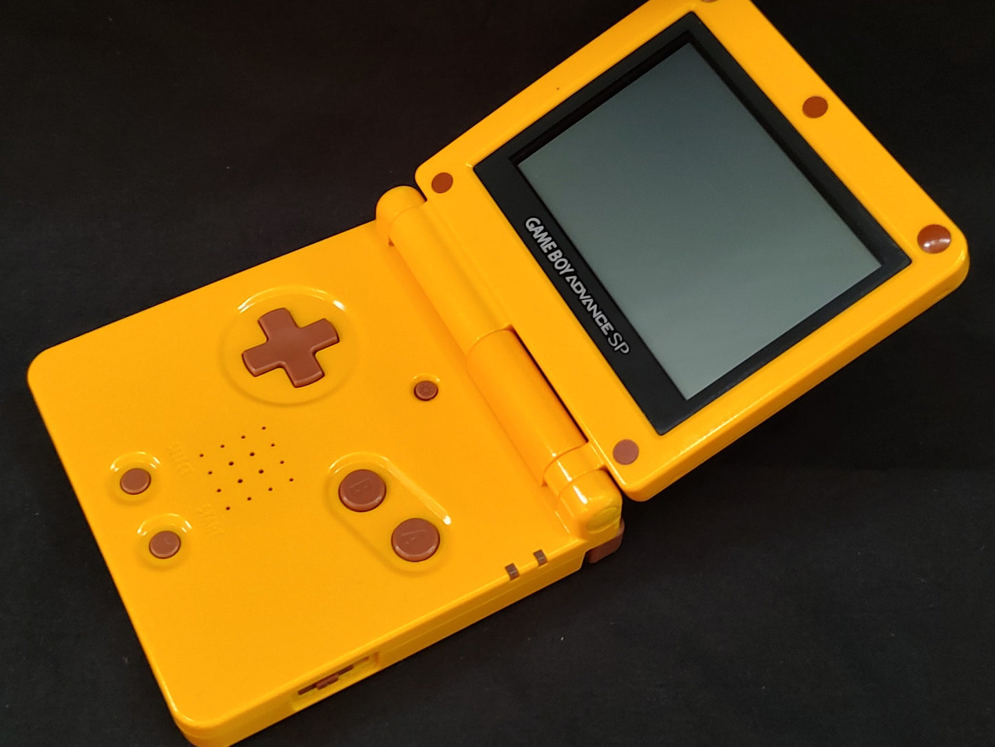 Donkey summer campaign Not for sale at store 1000 limited Banana color GBA SP