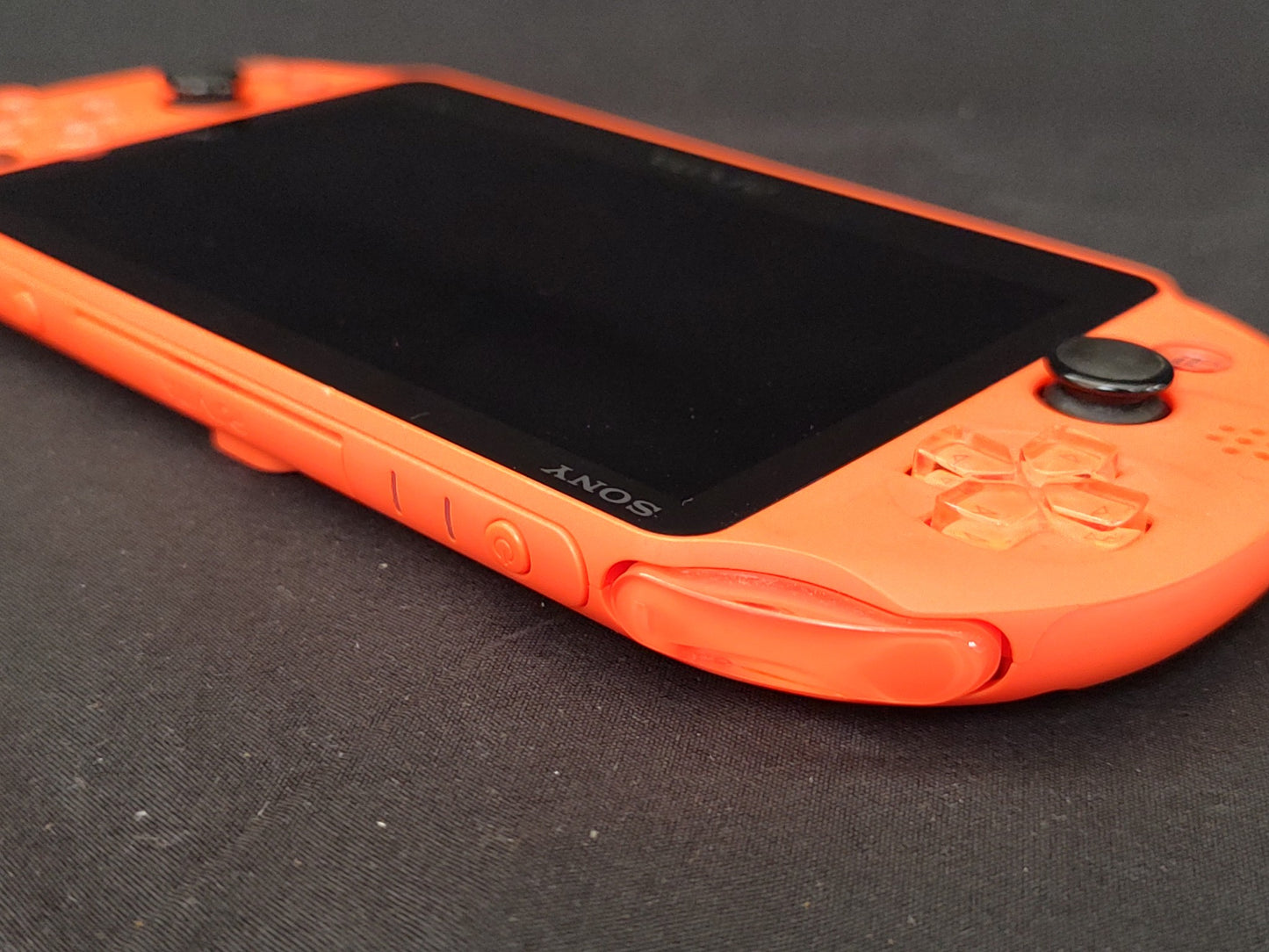 SONY PS Vita PCH-2000 Neon Orange Console 1GB, w/Manual Box set, Working-g0710-