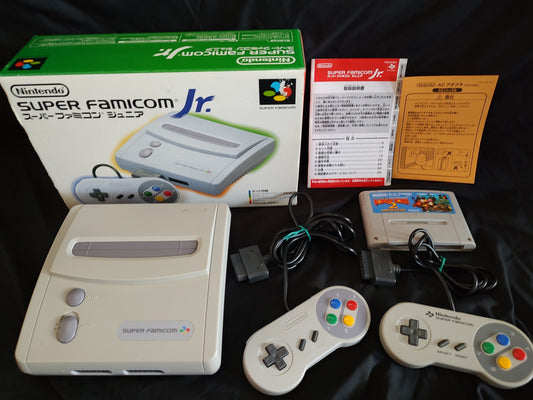 Nintendo Super Famicom Jr. (SNES) Console, w/Pads, Manual, Box, Game set-g0729-