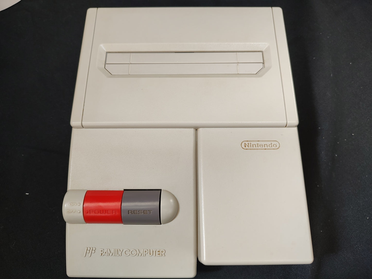 Nintendo New (AV) Famicom (NES2) Console,2 Pads and Games set, Working-g0909-