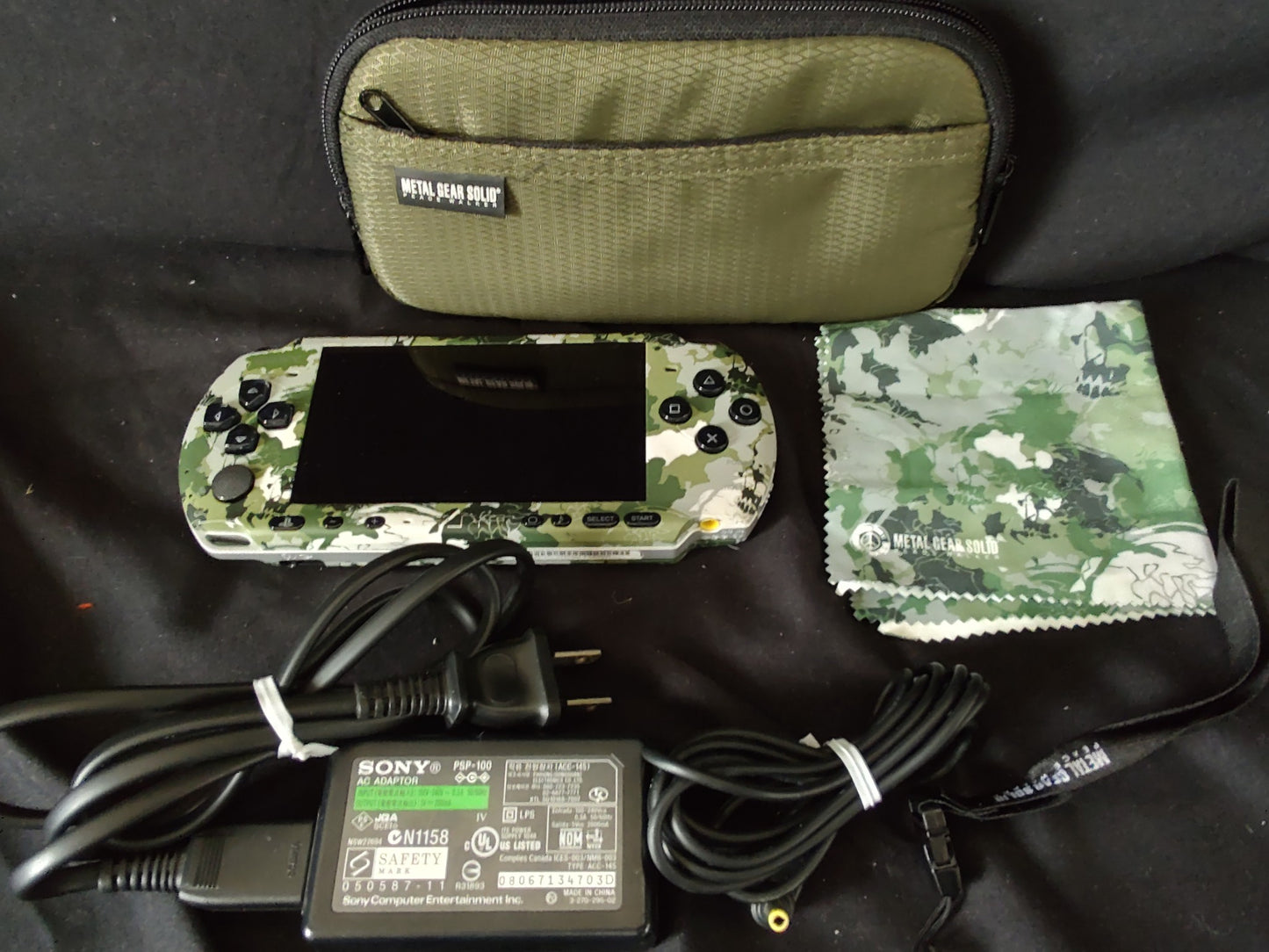 SONY PSP-3000 Console METAL GEAR SOLID Portable Camouflage Ver, Working-g1007